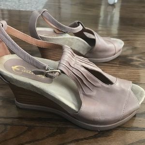 Earthier Wedge Peeptoe sandals